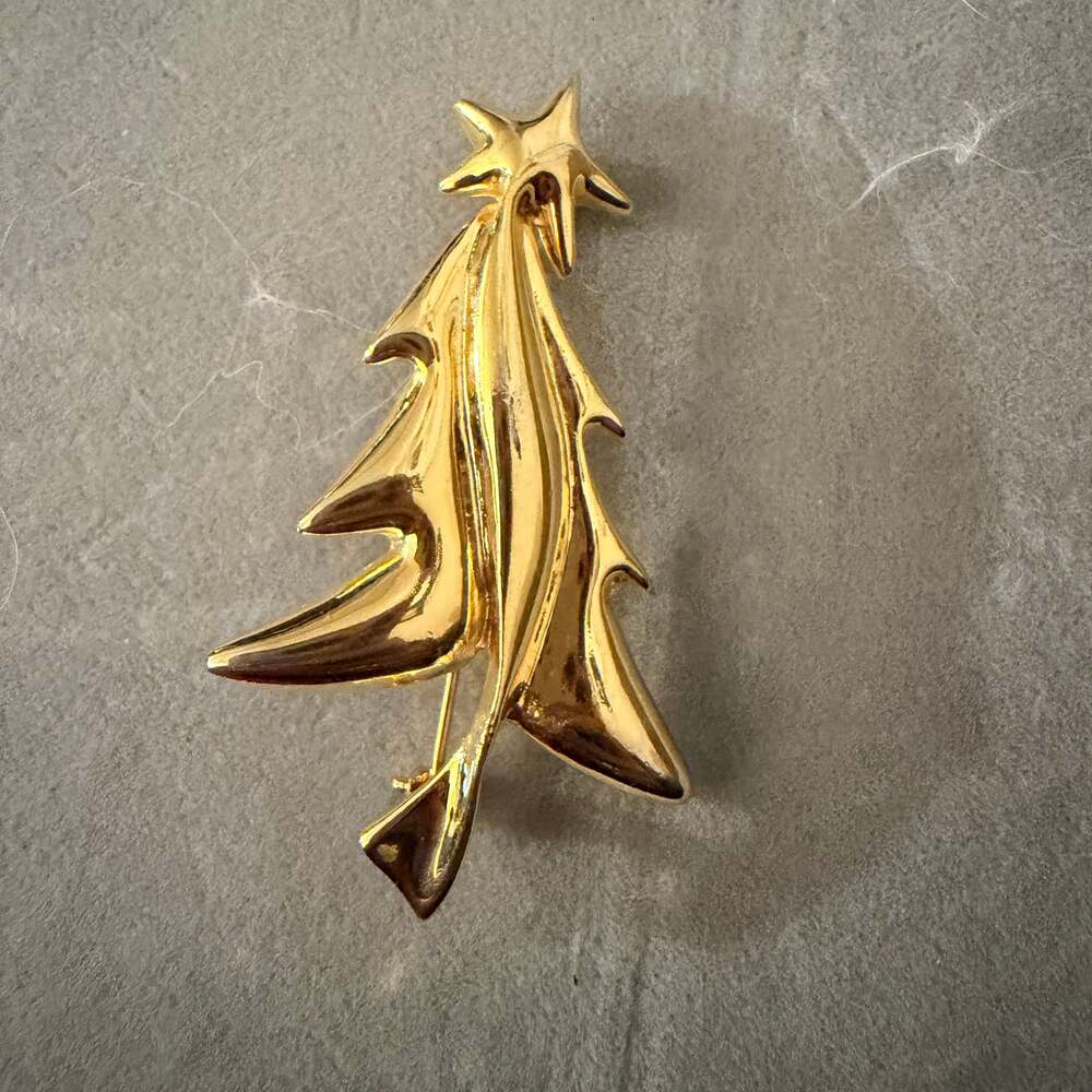 Vintage Christmas Tree Pin